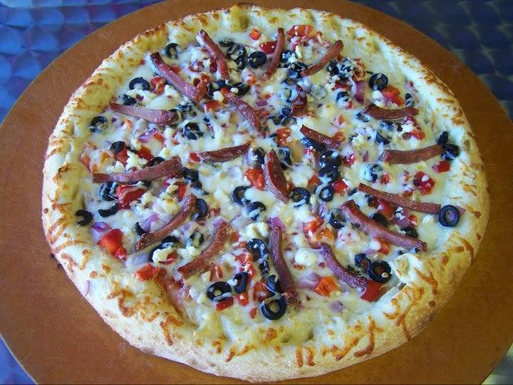 Pizza Trokadero | meal delivery | 7 Municipal St, Guelph, ON N1G 1G8, Canada | 5198292444 OR +1 519-829-2444