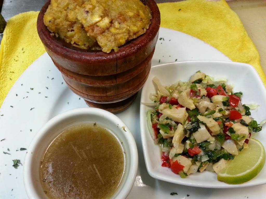 Isla Del Coqui Restaurant | restaurant | 3092 Jog Rd, Greenacres, FL 33467, USA | 5616420204 OR +1 561-642-0204