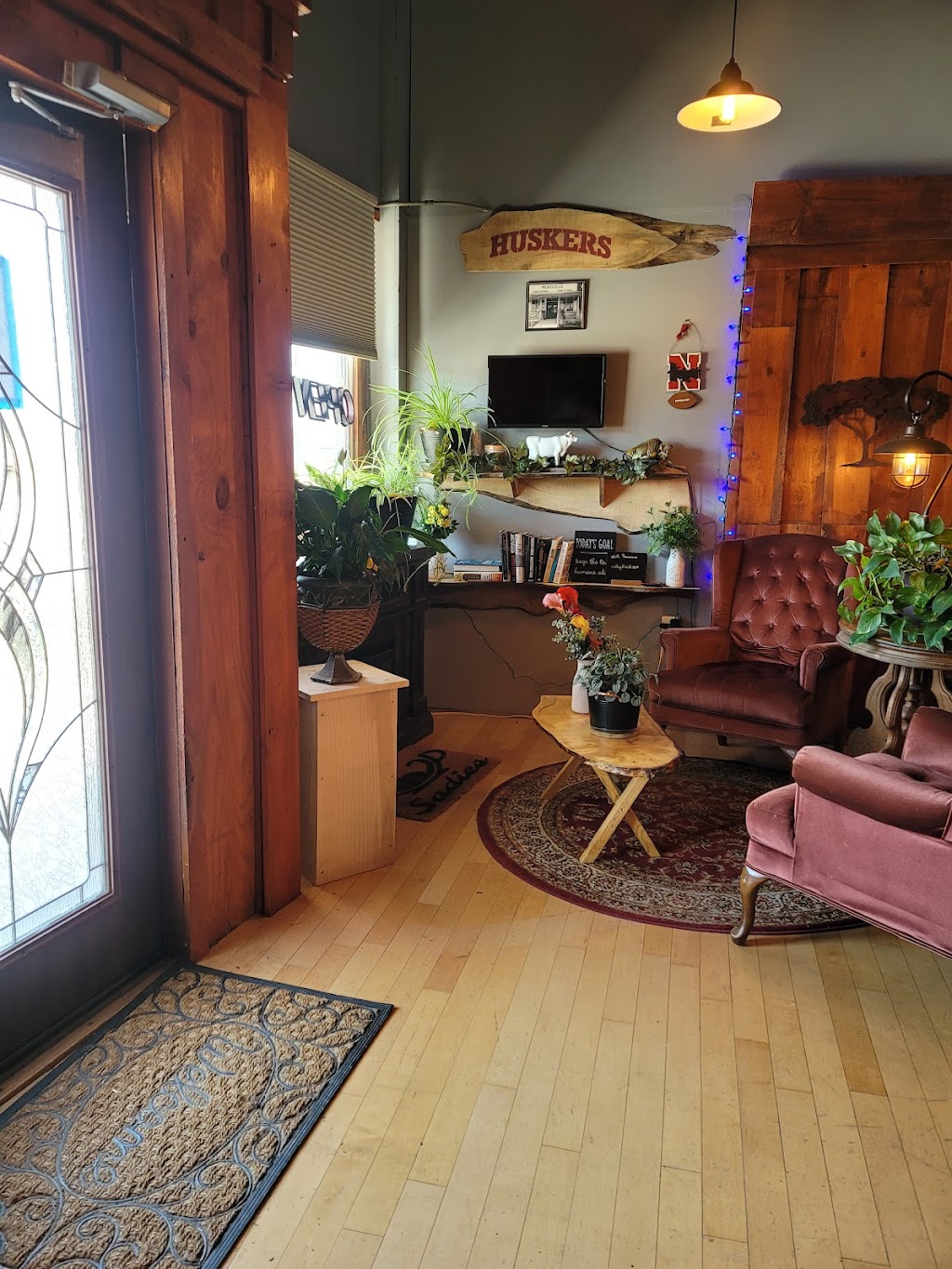 SADIES | restaurant | 110 W Front St, Elm Creek, NE 68836, USA | 3088561040 OR +1 308-856-1040