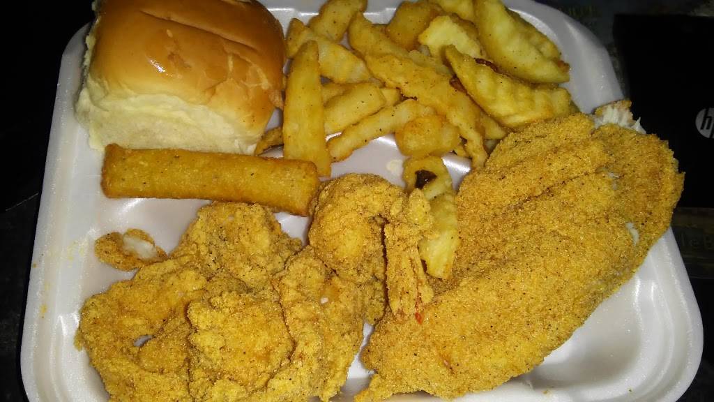 Marys Chicken | restaurant | 2905 W 70th St, Shreveport, LA 71108, USA | 3186888777 OR +1 318-688-8777