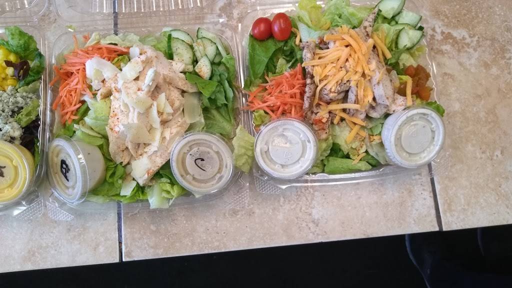 D & K Gourmet Salads Catering and More | restaurant | 15025 S Woodlawn Ave, Dolton, IL 60419, USA | 7084879550 OR +1 708-487-9550