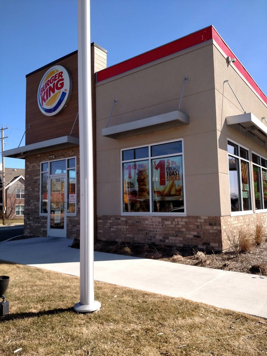 Burger King | restaurant | 240 N Chicago Ave, South Milwaukee, WI 53172, USA | 4147626063 OR +1 414-762-6063