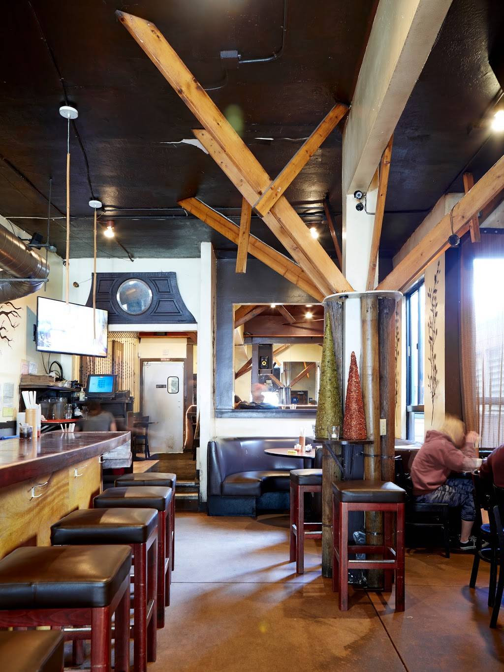 Citrus Club | restaurant | 2823, 1790 Haight St, San Francisco, CA 94117, USA | 4153876366 OR +1 415-387-6366