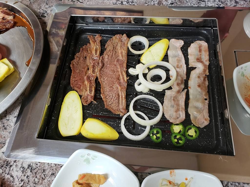 Korean BBQ Kitchen | restaurant | 2447 N Main St, Belton, TX 76513, USA | 2548311060 OR +1 254-831-1060