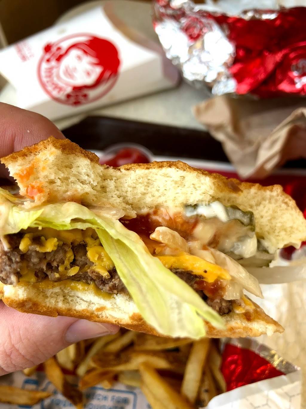 Wendys | restaurant | 714 W Poplar Ave, Collierville, TN 38017, USA | 9018546037 OR +1 901-854-6037