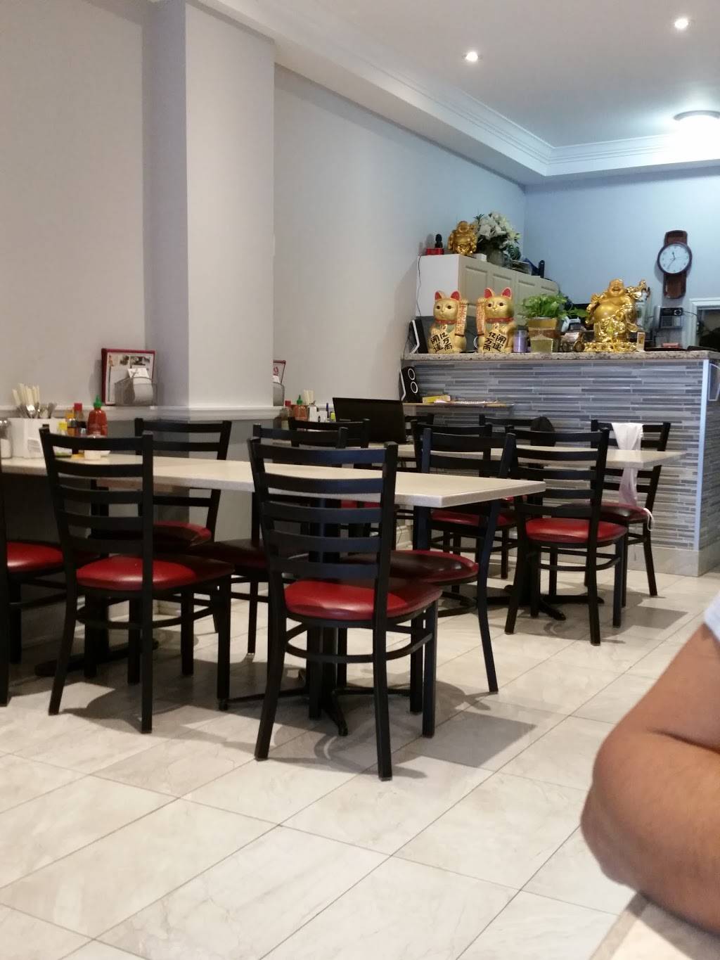 Pho Asia | restaurant | 110 Woodbridge Ave, Woodbridge, ON L4L 2S6, Canada | 9058567513 OR +1 905-856-7513