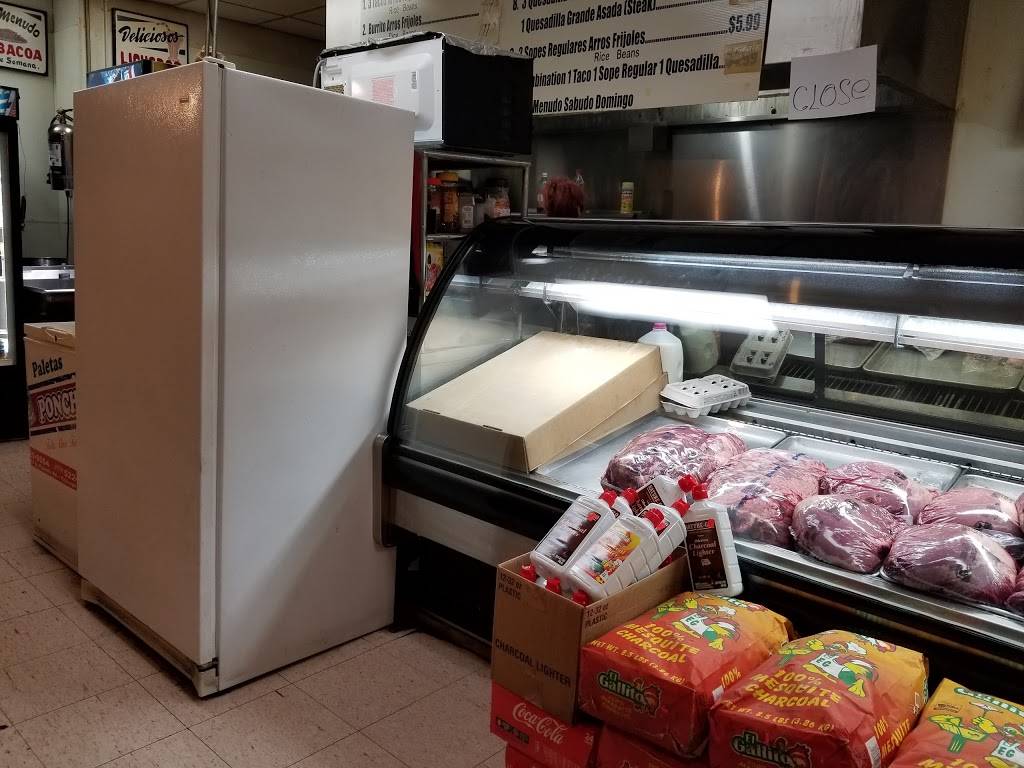 Tienda Y Taqueria La Preferida | restaurant | 132 W Main St, Whitewater, WI 53190, USA | 2624736558 OR +1 262-473-6558