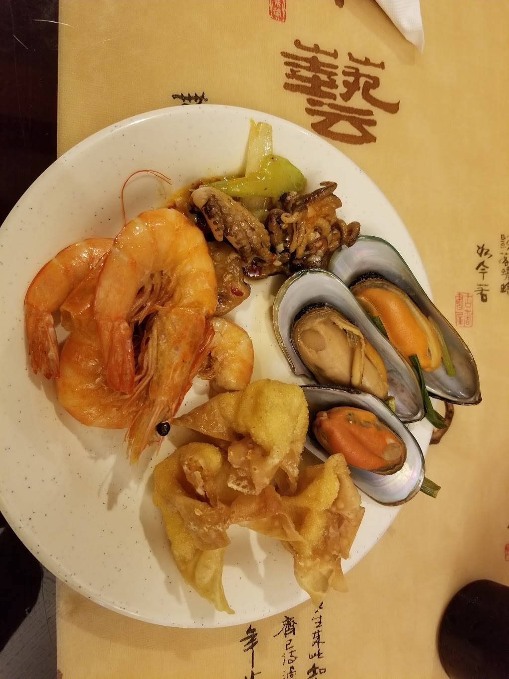 King Wok Buffet | restaurant | 1305 Spring Ave, Worthington, MN 56187, USA | 5073763338 OR +1 507-376-3338