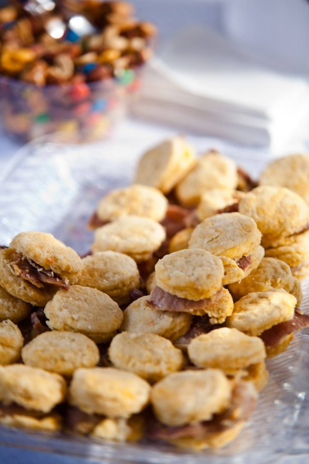 Queen Street Deli | bakery | 117 S Queen St, Kinston, NC 28501, USA | 2525271900 OR +1 252-527-1900