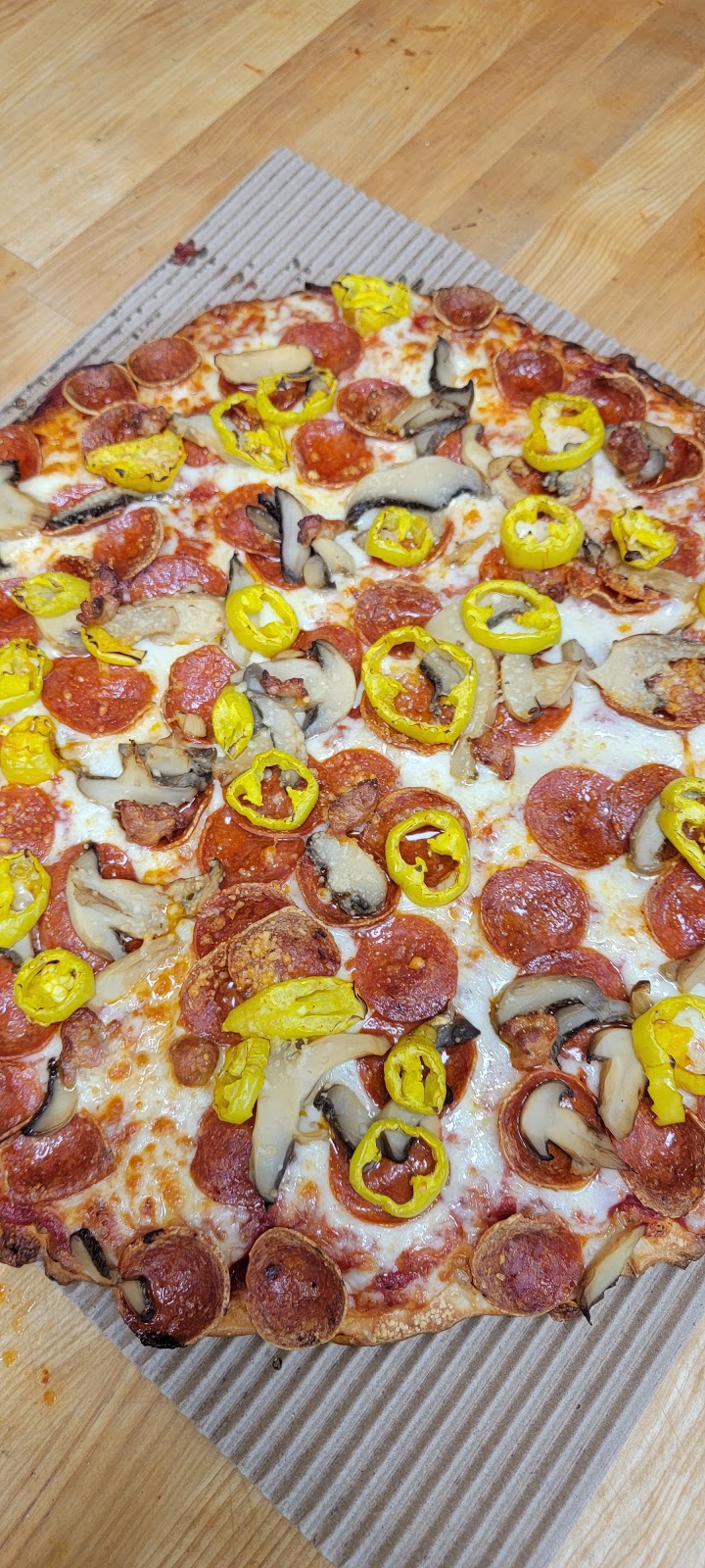 Buckeye Pizza | restaurant | 209 W Bigelow Ave, Plain City, OH 43064, USA | 6148730780 OR +1 614-873-0780