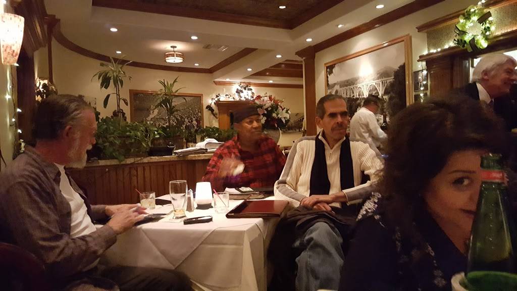 Stoney Point Bar & Grill | restaurant | 1460 W Colorado Blvd, Pasadena, CA 91105, USA | 6264499715 OR +1 626-449-9715