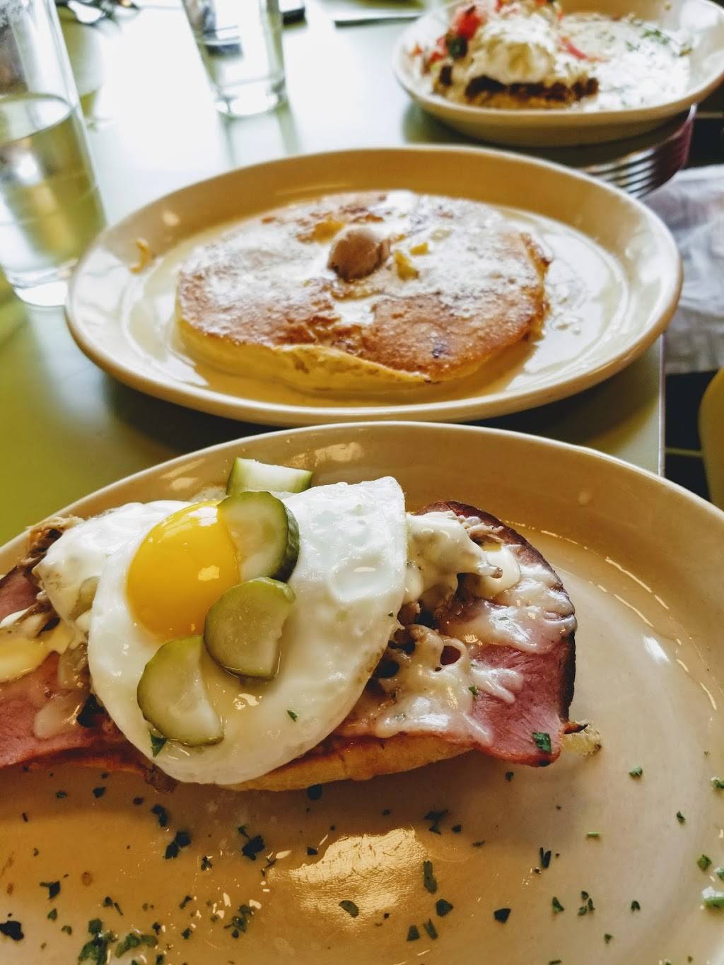 Snooze an AM Eatery | restaurant | 2150 W 7th St #108, Fort Worth, TX 76107, USA | 6823509970 OR +1 682-350-9970