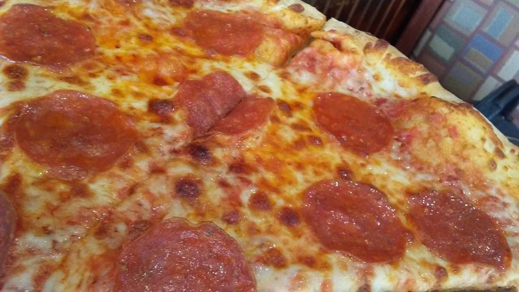 Marios New York Pizza and Pasta | restaurant | 1582 N Woodland Blvd, DeLand, FL 32720, USA | 3867366966 OR +1 386-736-6966