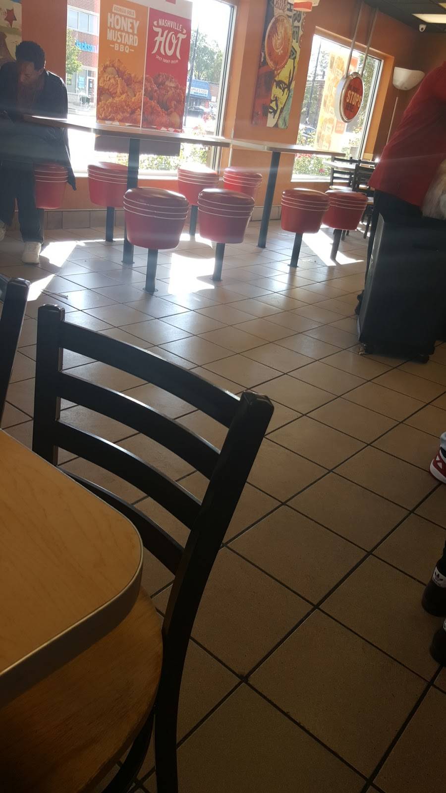 KFC | restaurant | 5230 W Madison St, Chicago, IL 60644, USA | 7736266680 OR +1 773-626-6680