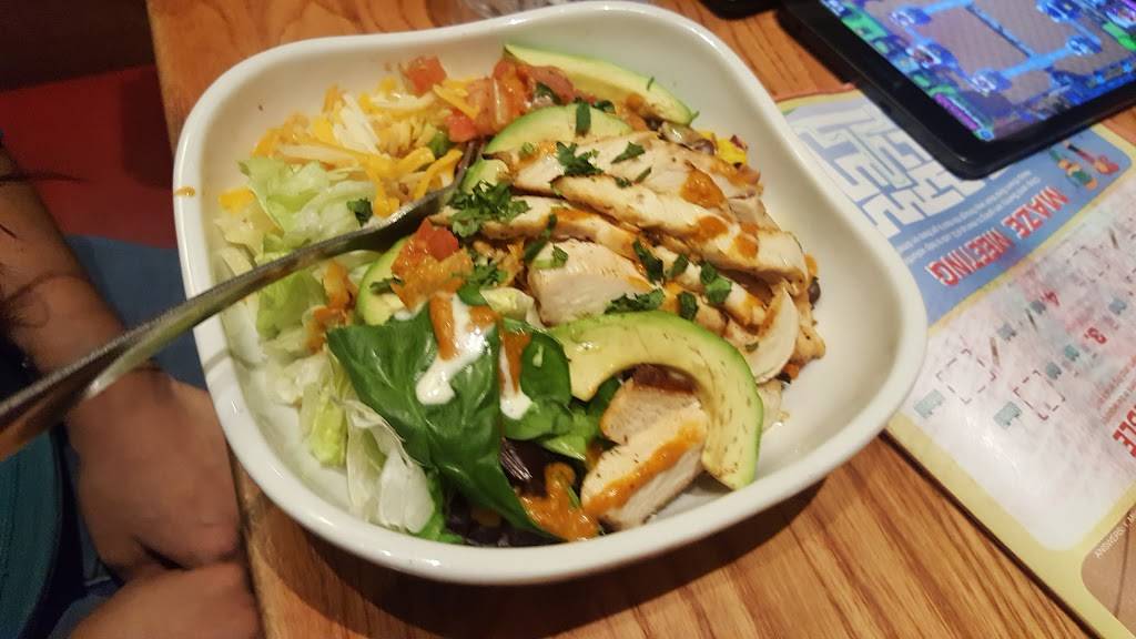 Chilis Grill & Bar | meal takeaway | 3199 Zinfandel Dr, Rancho Cordova, CA 95670, USA | 9166351621 OR +1 916-635-1621