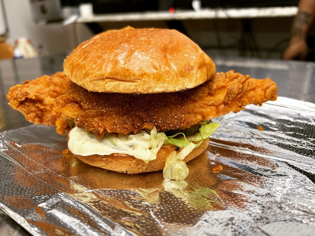 Munchies on 27th | restaurant | 3371 N 27th St, Milwaukee, WI 53216, USA | 4144882880 OR +1 414-488-2880