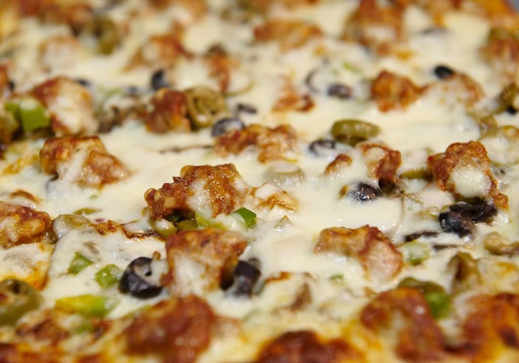 Georgioz | restaurant | 12 E Front St, Colfax, IA 50054, USA | 5156743664 OR +1 515-674-3664