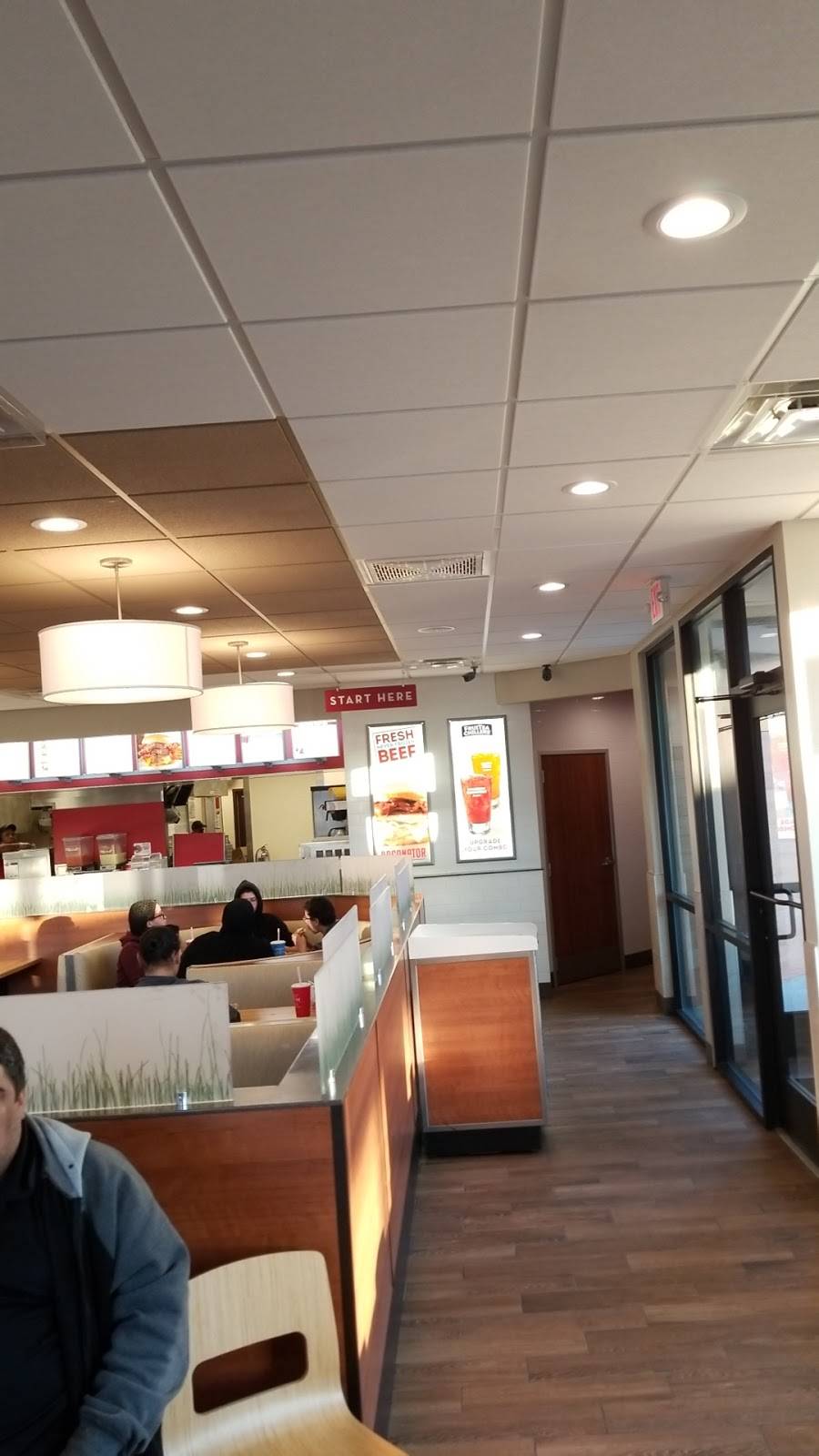Wendys | restaurant | 2615 N American St, Philadelphia, PA 19133, USA | 2157391891 OR +1 215-739-1891
