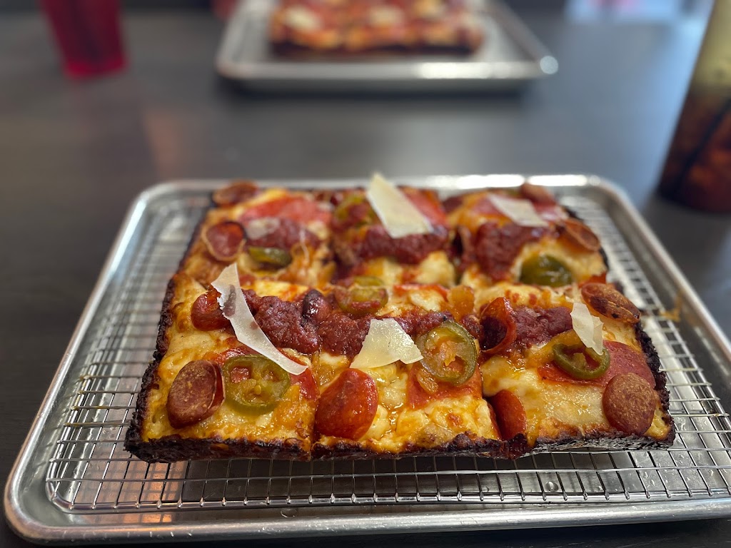 R Town Pizza | restaurant | 180 W Peckham Ln #1100, Reno, NV 89502, USA | 7756228838 OR +1 775-622-8838