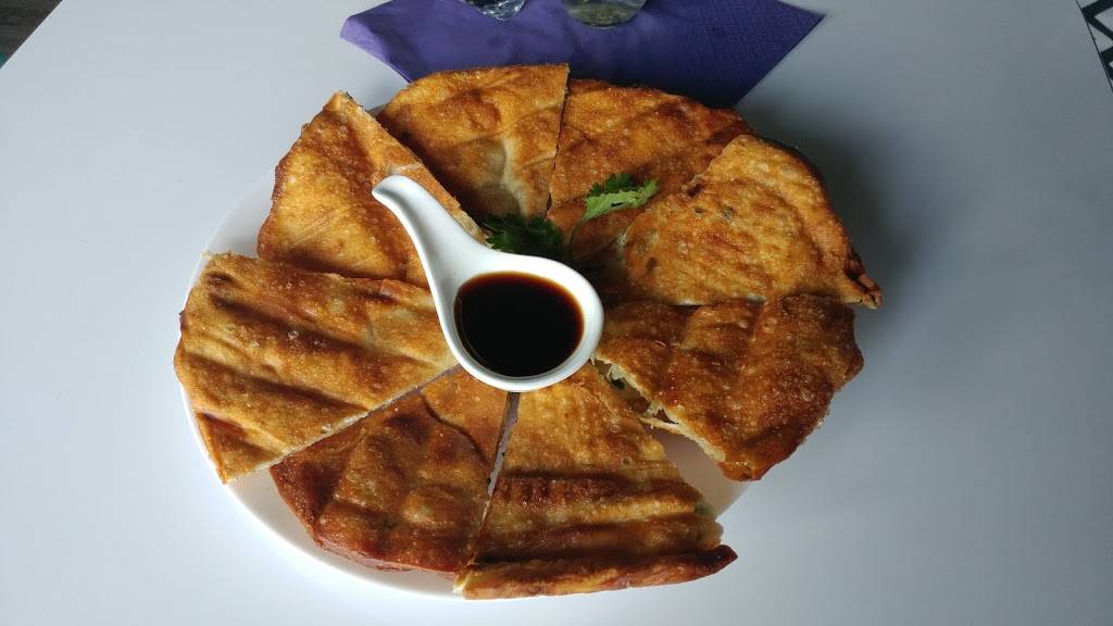 Tasty Thai | restaurant | 153 Belgrade Ave, Roslindale, MA 02131, USA | 6173272378 OR +1 617-327-2378