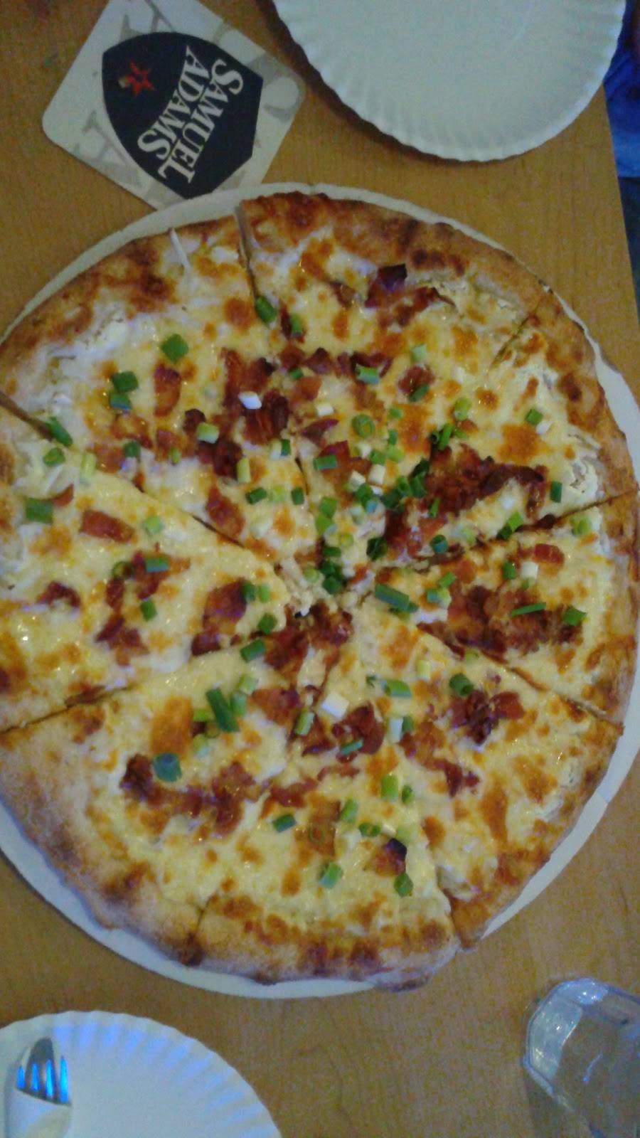 Kimballs Cavern | restaurant | 351 Pembroke St, Pembroke, NH 03275, USA | 6034857777 OR +1 603-485-7777