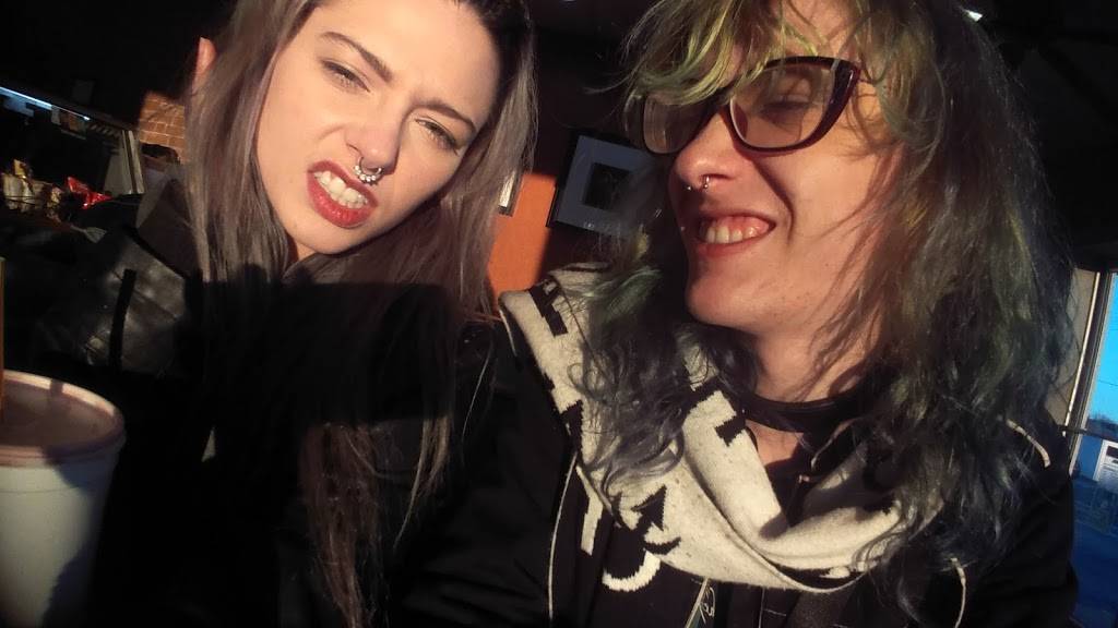 Subway | restaurant | 811 W Walnut St, Johnson City, TN 37604, USA | 4239260133 OR +1 423-926-0133