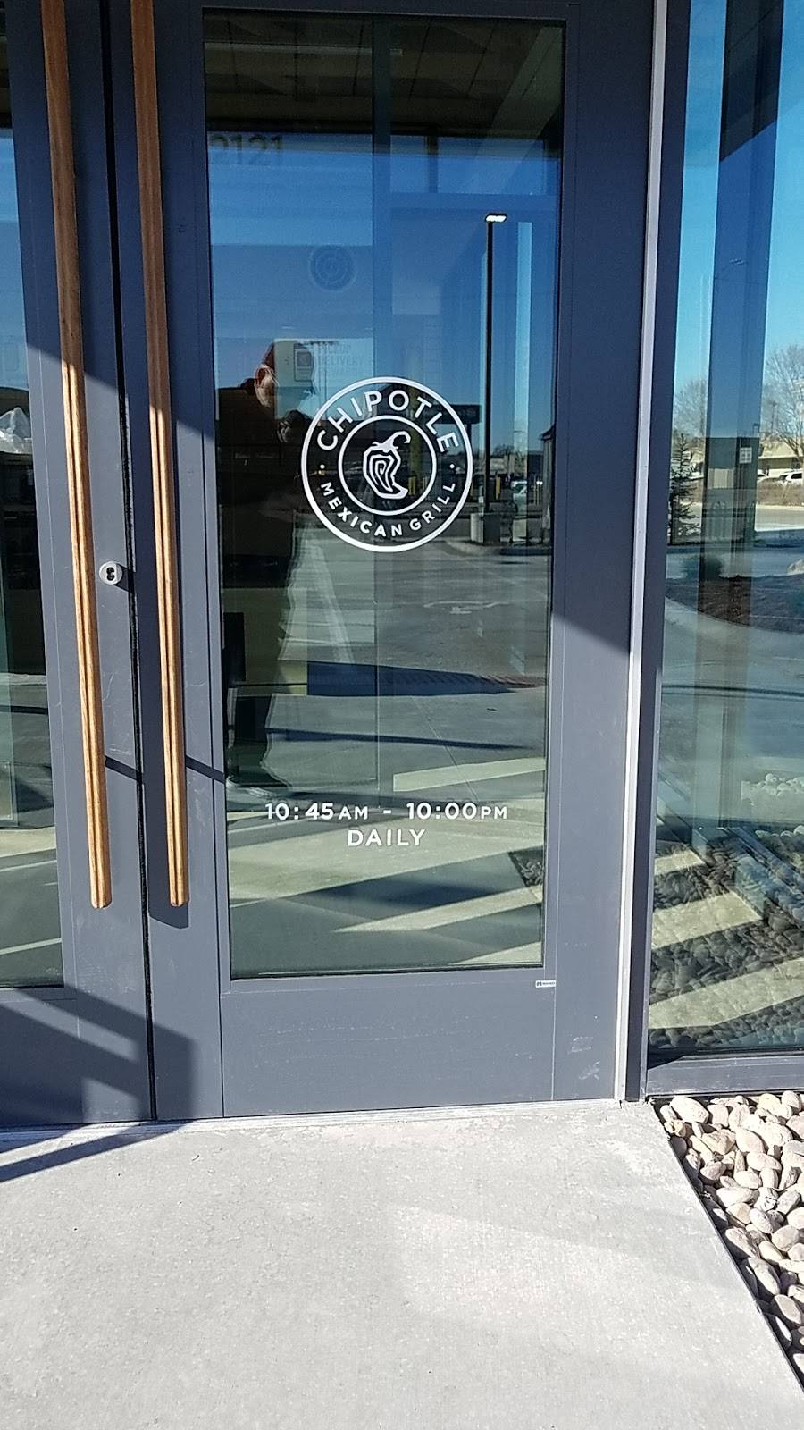 Chipotle | restaurant | 2121 N Amidon Ave, Wichita, KS 67203, USA | 3168690185 OR +1 316-869-0185