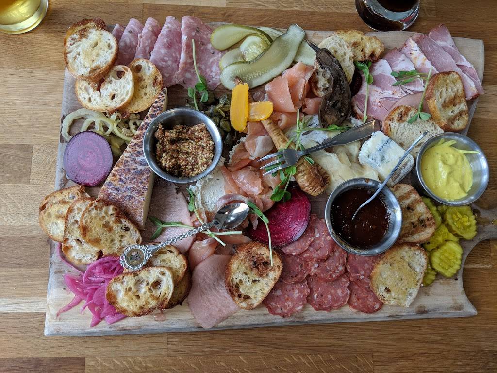 Cressy Mustard Co. | restaurant | 2983 Prince Edward County Rd 8, Prince Edward, ON K0K, Canada | 6136616629 OR +1 613-661-6629