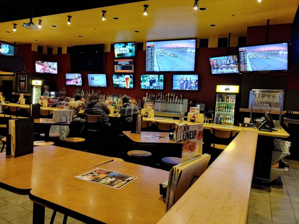 Buffalo Wild Wings | restaurant | 360 Brown St, West Lafayette, IN 47906, USA | 7657431188 OR +1 765-743-1188