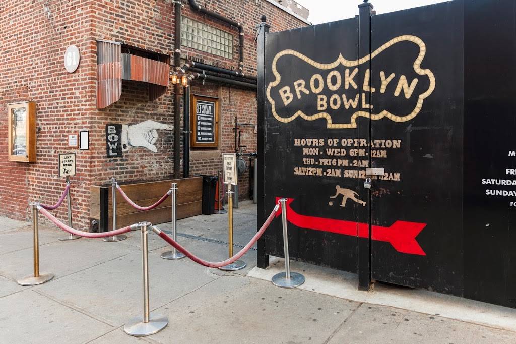 Blue Ribbon at Brooklyn Bowl | restaurant | 61 Wythe Ave, Brooklyn, NY 11211, USA | 7189633369 OR +1 718-963-3369
