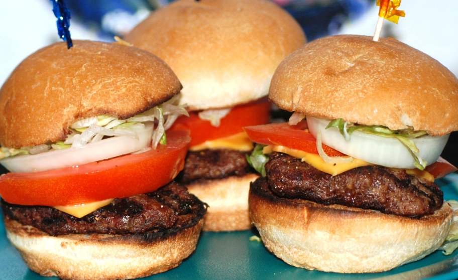 Blue Lagoon Saloon | restaurant | 4120 US-27, Sebring, FL 33870, USA | 8634716001 OR +1 863-471-6001