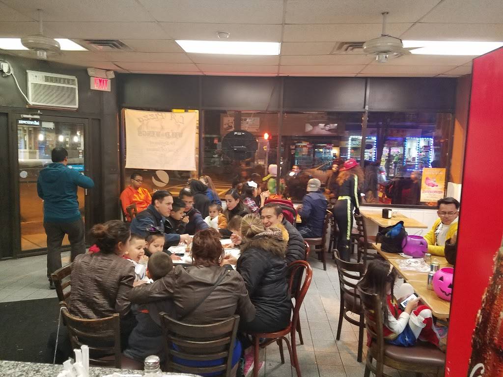 La Pizza | restaurant | 240 Harrison Ave, Harrison, NJ 07029, USA | 9733501999 OR +1 973-350-1999