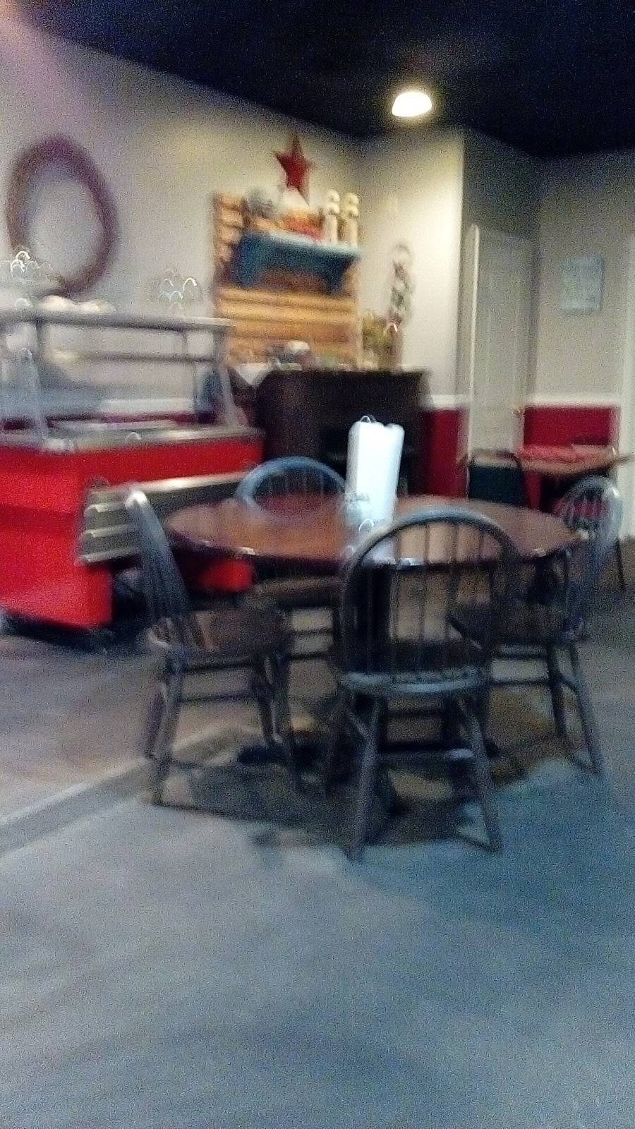 The Bull Pen | restaurant | 18657 AL-68, Crossville, AL 35962, USA | 2565612170 OR +1 256-561-2170