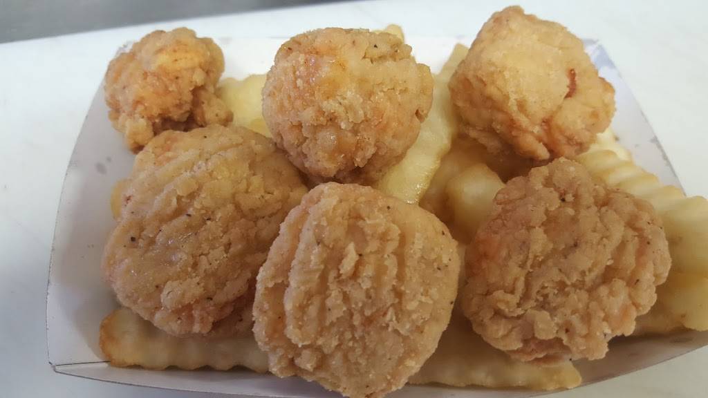 Chicago Style | restaurant | 2221 W National Ave, Milwaukee, WI 53204, USA | 4146437777 OR +1 414-643-7777