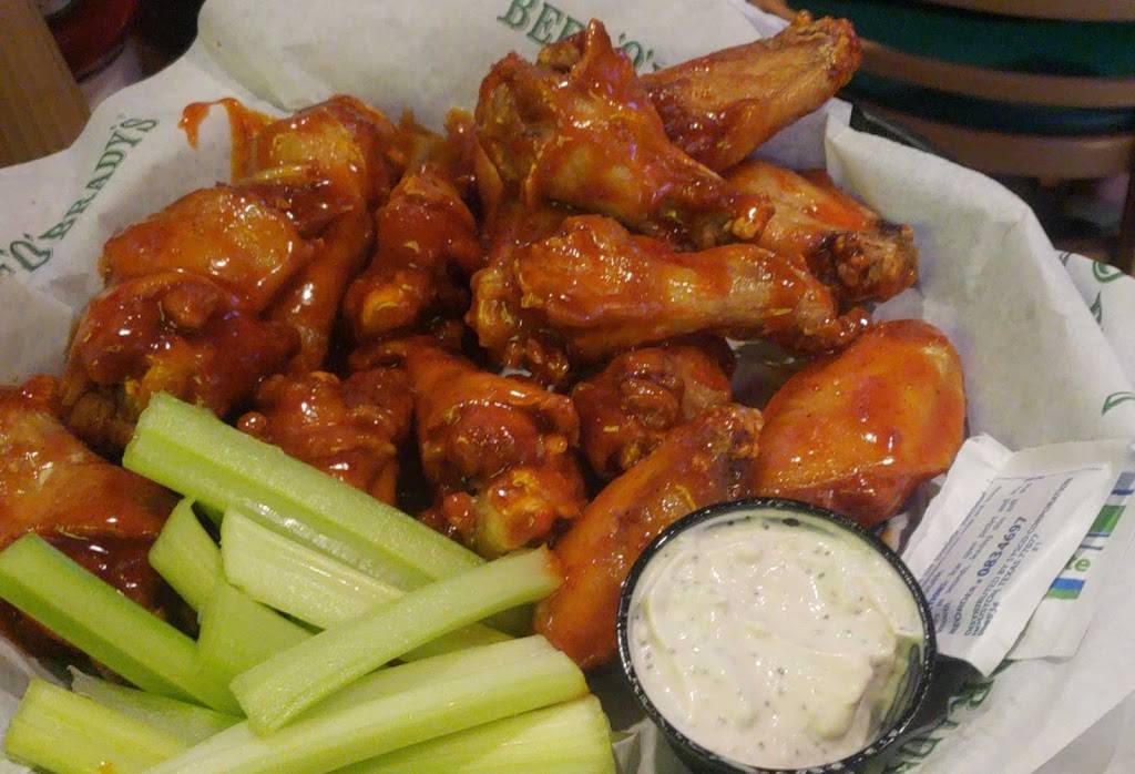 Beef O Bradys | restaurant | 1860 S Barnett Shoals Rd #101, Athens, GA 30605, USA | 7068501916 OR +1 706-850-1916