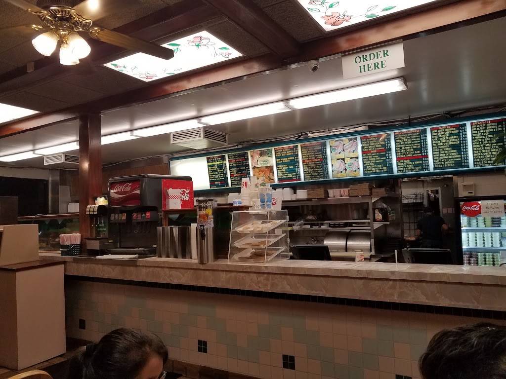 Jimmy Deans | restaurant | 22941 Lyons Ave, Newhall, CA 91321, USA | 6612556315 OR +1 661-255-6315