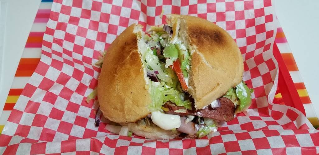 Pupuseria | restaurant | 6533 W 63rd St, Chicago, IL 60638, USA | 7734983676 OR +1 773-498-3676