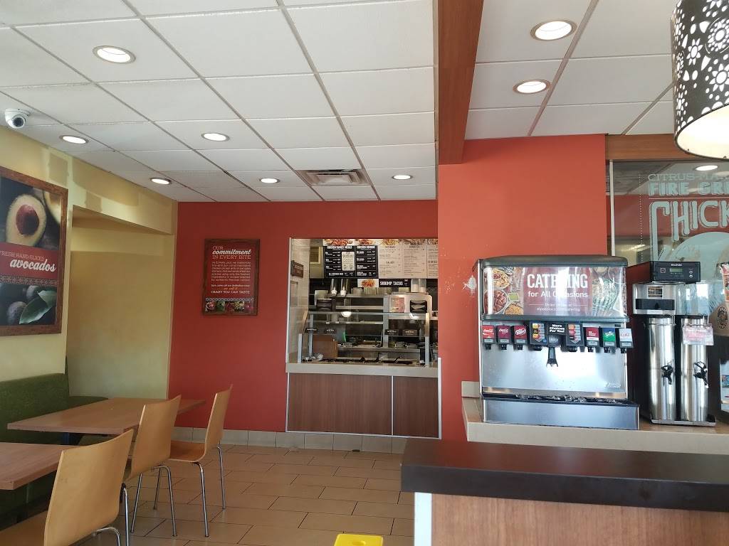 El Pollo Loco | restaurant | 11118 Long Beach Blvd, Lynwood, CA 90262, USA | 3106327446 OR +1 310-632-7446