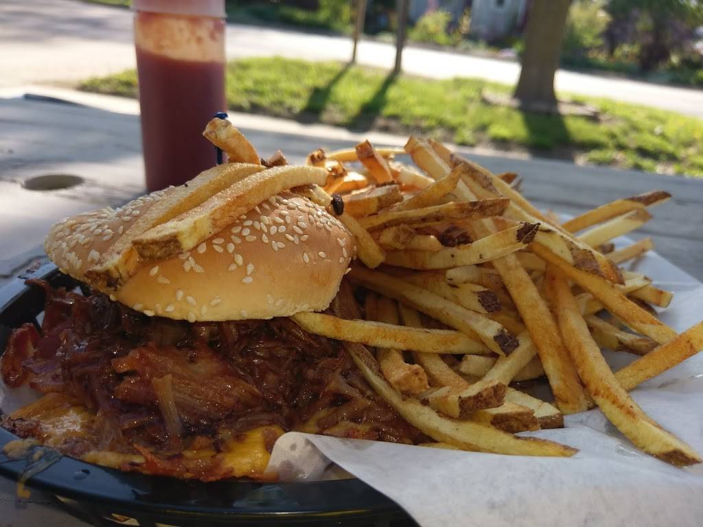 Spencer Twist | restaurant | 216 N Main St, Spencer, OH 44275, USA | 3306481122 OR +1 330-648-1122