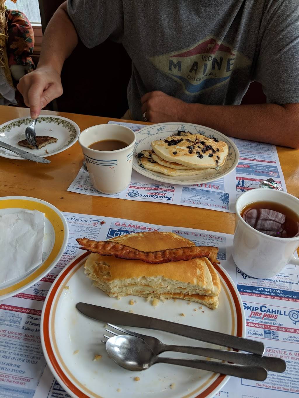 Ships Chow Hall | restaurant | 277 Bath Rd, Wiscasset, ME 04578, USA | 2078825530 OR +1 207-882-5530