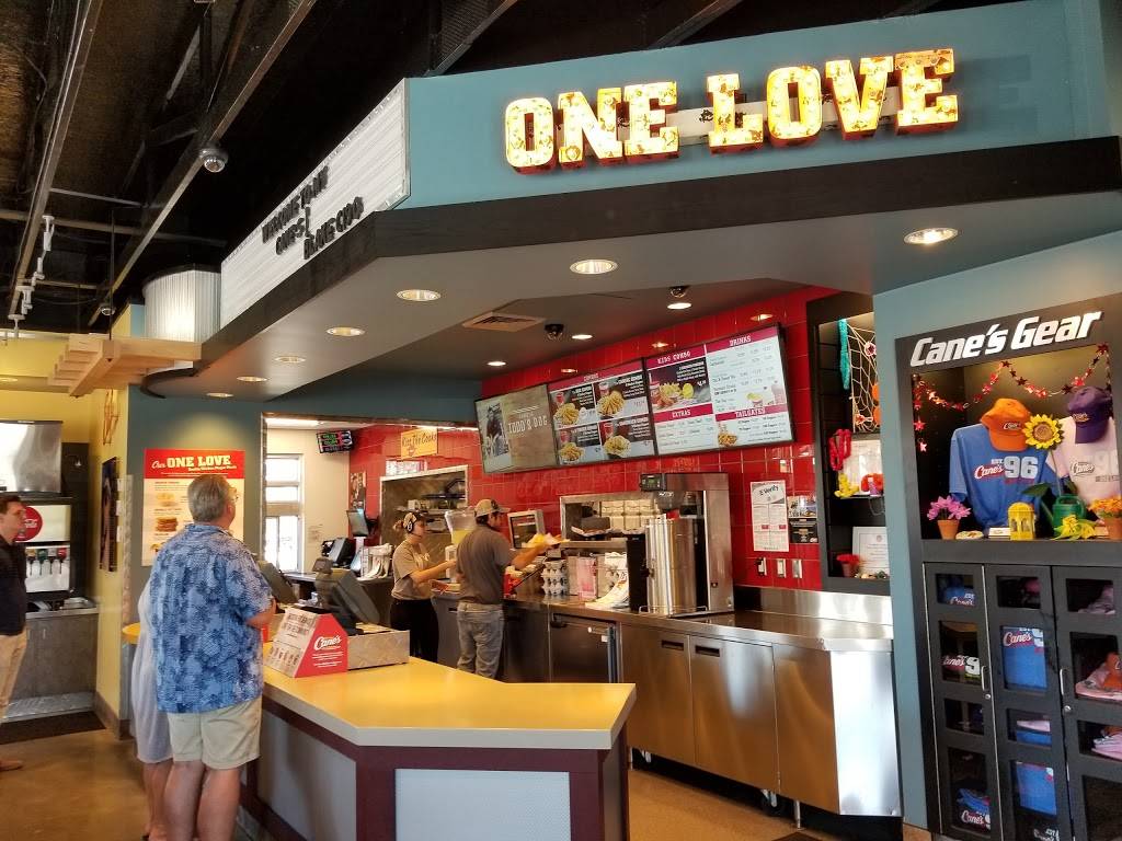 Raising Canes Chicken Fingers | meal takeaway | 23971 El Toro Rd, Laguna Hills, CA 92653, USA | 9495871970 OR +1 949-587-1970