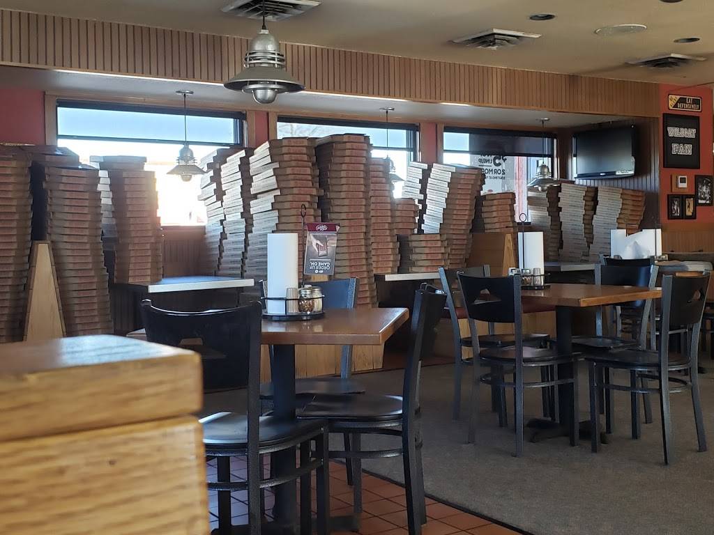 Pizza Hut | meal delivery | 180 S Parker St, Olathe, KS 66061, USA | 9137826633 OR +1 913-782-6633