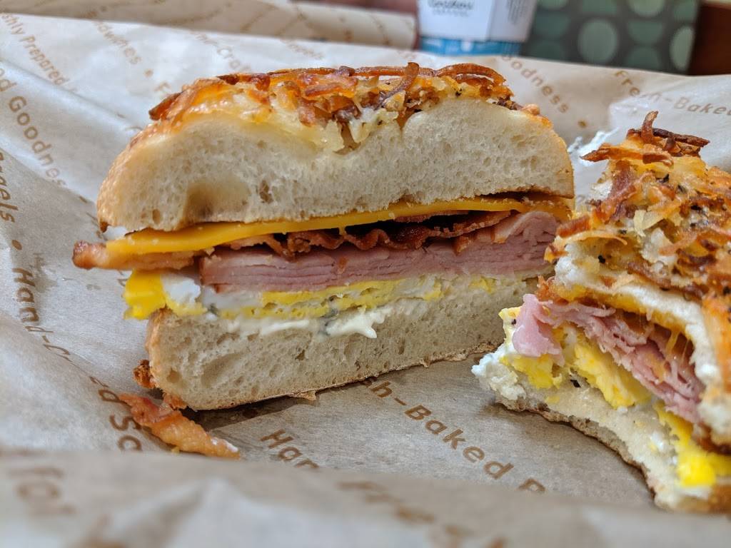 Einstein Bros. Bagels | bakery | 4050 Shawnee Mission Pkwy, Roeland Park, KS 66205, USA | 9133841900 OR +1 913-384-1900