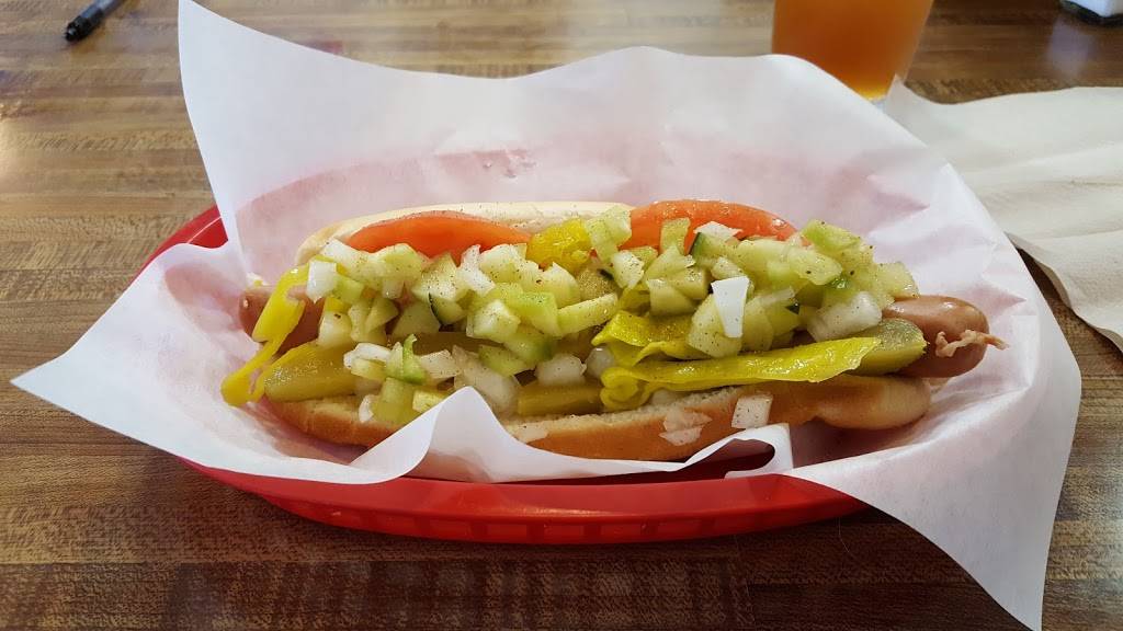 The Wienery | restaurant | 715 56th St, Sacramento, CA 95819, USA | 9164550497 OR +1 916-455-0497