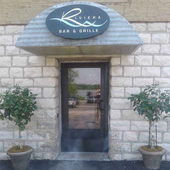 Riviera Bar and Grille | restaurant | 2150 Riverside Dr, Green Bay, WI 54301, USA | 9202462827 OR +1 920-246-2827