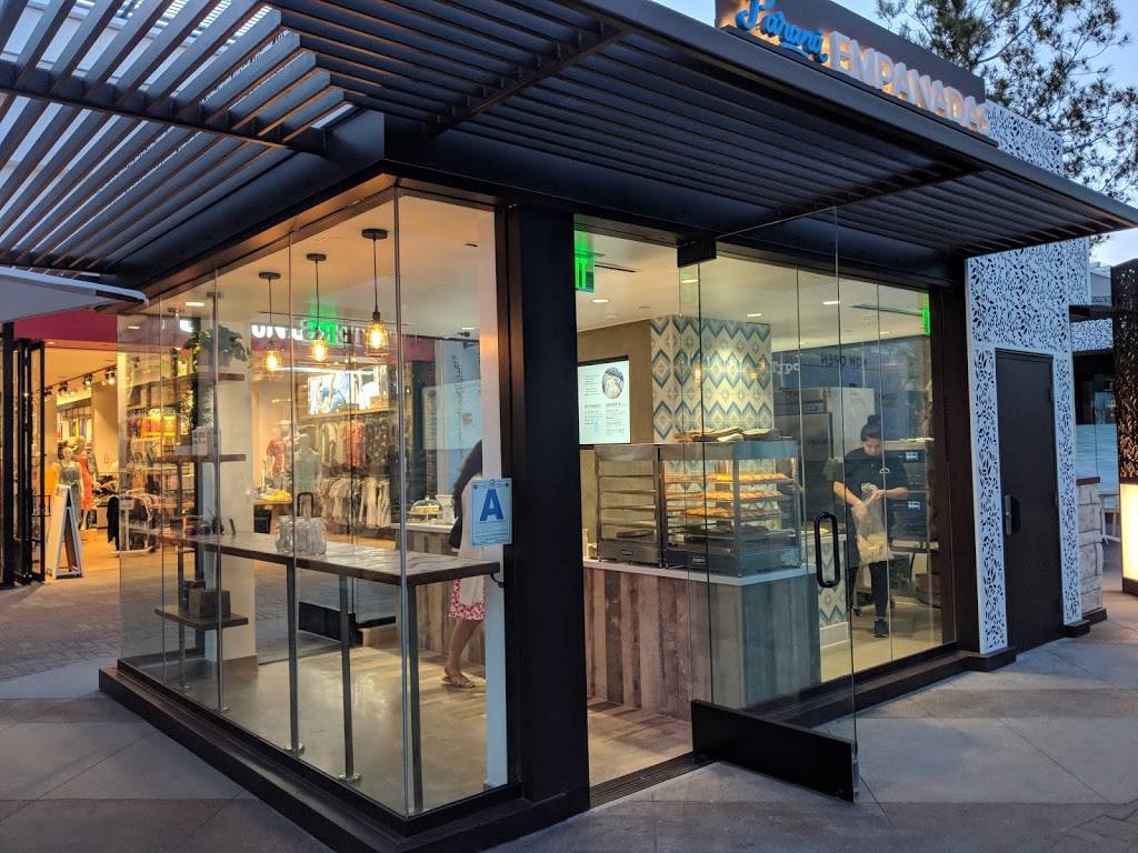 Paraná Empanadas | restaurant | 4545 La Jolla Village Dr Suite #9063, San Diego, CA 92122, USA | 8589003493 OR +1 858-900-3493