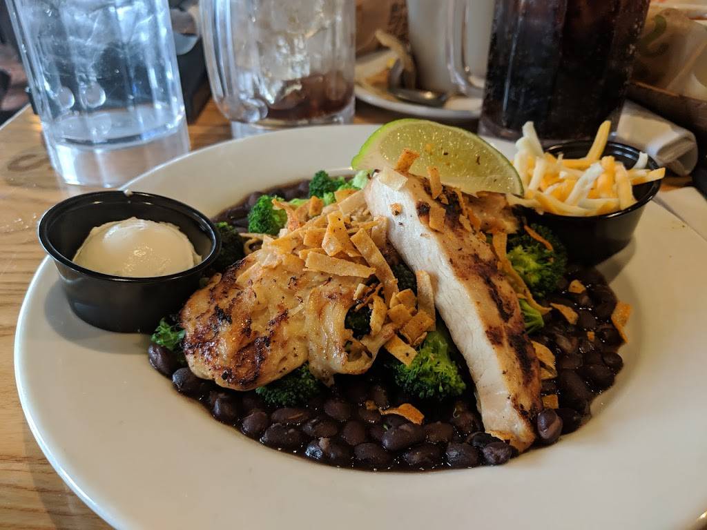 Chilis Grill & Bar | meal takeaway | 2762 N Fairfield Rd, Beavercreek, OH 45431, USA | 9374293979 OR +1 937-429-3979