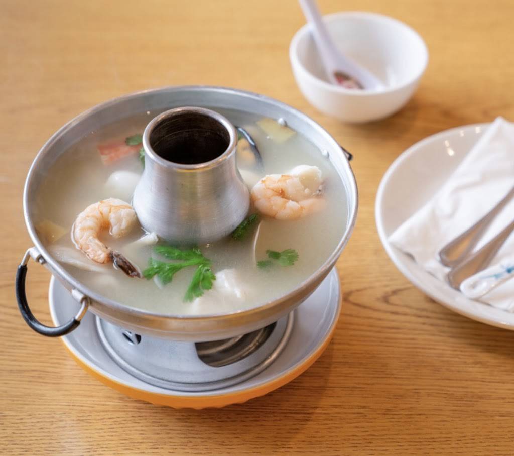 Cha Cha 8 Thai-Chinese food | restaurant | 8111 Van Nuys Blvd, Panorama City, CA 91402, USA | 8189887488 OR +1 818-988-7488