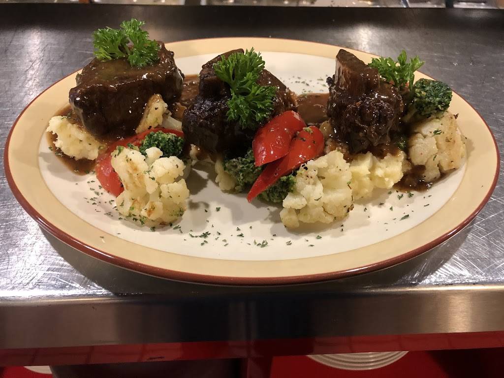 Bolton Jacks | restaurant | 12612 Hwy 50, Bolton, ON L7E 1T6, Canada | 9055333100 OR +1 905-533-3100