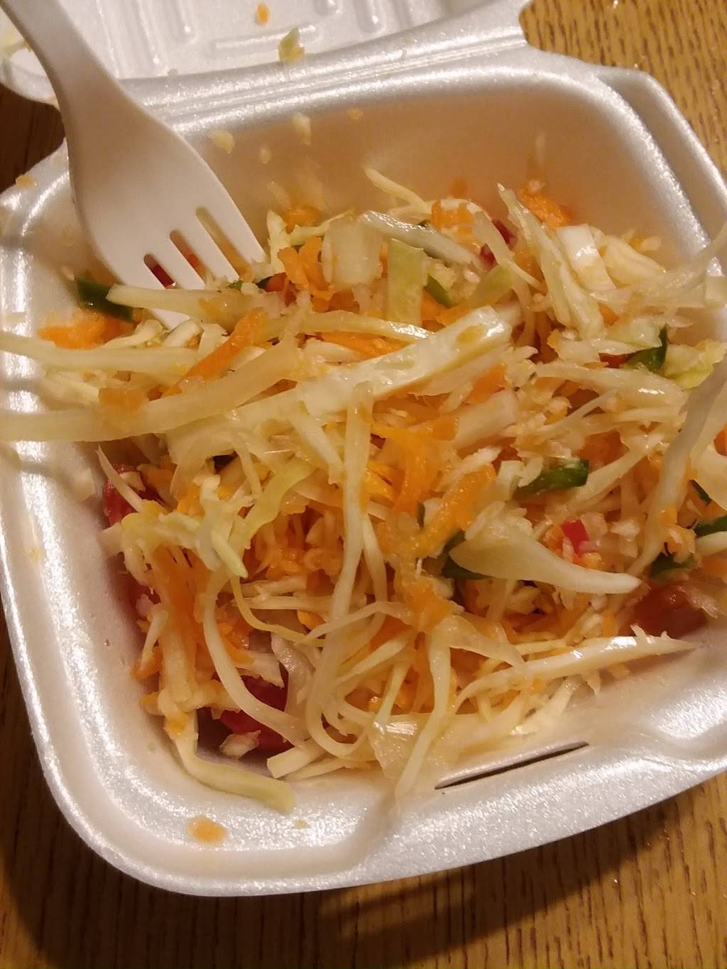 Taylor Made Jamaican Eatery | restaurant | 393 Classon Ave, Brooklyn, NY 11238, USA | 7184842310 OR +1 718-484-2310